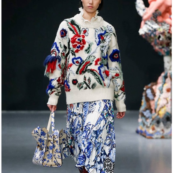 Tory Sport Tops - Tory Burch Hand Knit Intarsia Embroidered Runway sweater Large